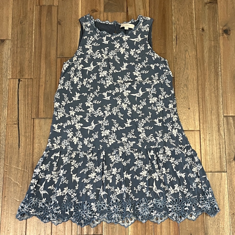 Loft Floral Sleeveless Dress Blue White Flowers Bird Toile Eyelet Scallop Small